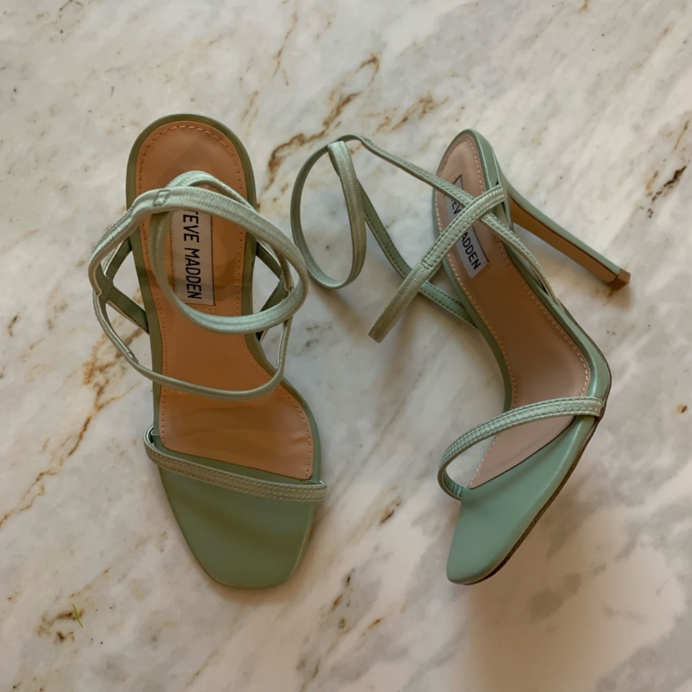 Steve Madden mint heels